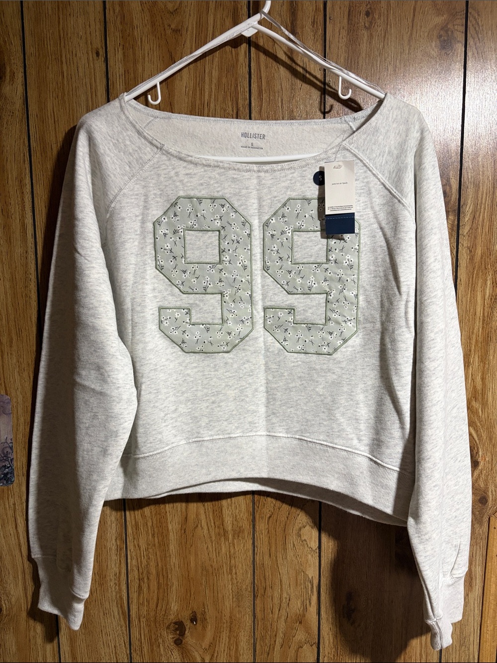 Hollister Off the Shoulder Cropped Sweatshirt- 99